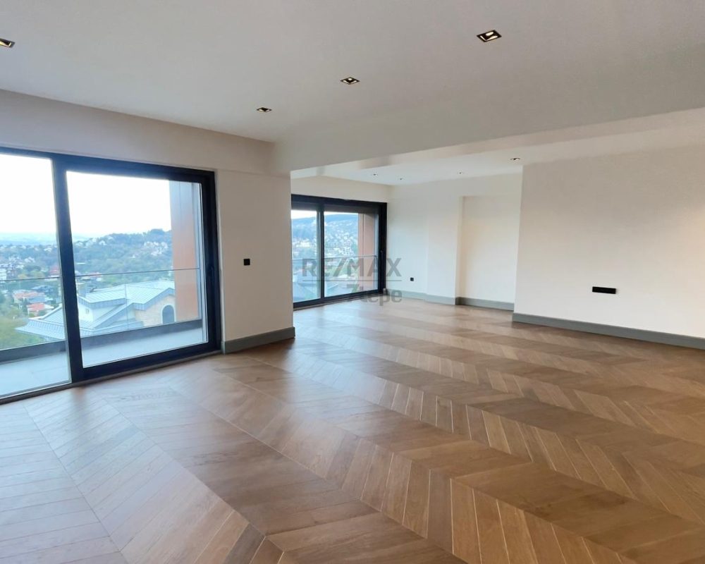 REMAX 7TEPE'DEN ACARKENT'TE SIFIR OTURUMA HAZIR SATILIK VİLLA