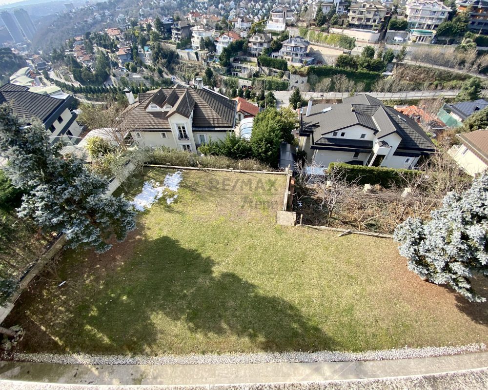 REMAX 7TEPE'DEN ACARKENT'TE YÜKSEK KONUMLU SATILIK VİLLA