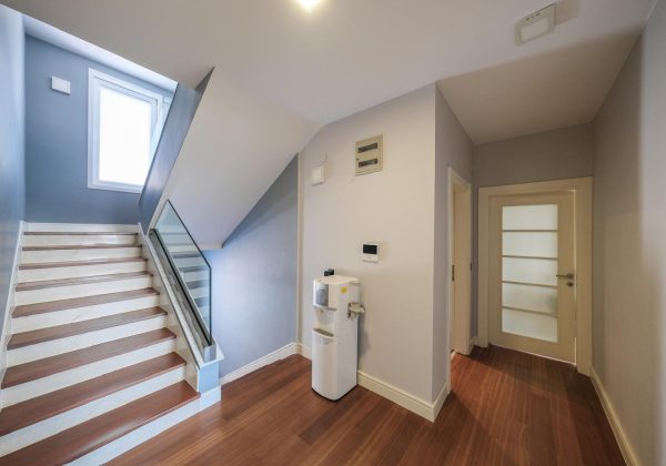 REMAX 7 TEPE'DEN ACARKENT'TE SATILIK ÖNÜ AÇIK MODERN VİLLA küçük görsel