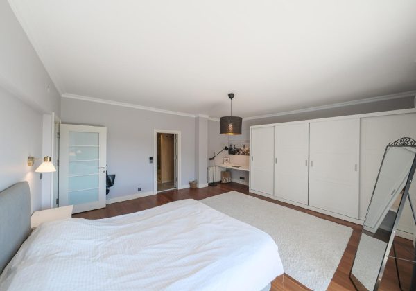 REMAX 7 TEPE'DEN ACARKENT'TE SATILIK ÖNÜ AÇIK MODERN VİLLA küçük görsel