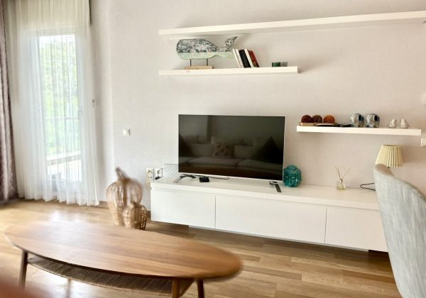 MASLAK'TA ÖNÜ ORMAN T BLOKLARDA ACİL KİRALIK EŞYALI BOŞ DAİRE küçük görsel