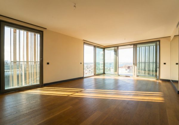 Mesa Çubuklu'da En Büyük Terasa Sahip Boğaz Manzaralı Daire küçük görsel