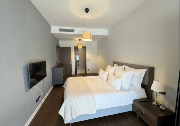 HEM KONUT HEMDE OFISE UYGUN STADYUM MANZARALI SATILIK 2+1 küçük görsel
