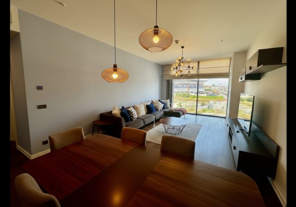 HEM KONUT HEMDE OFISE UYGUN STADYUM MANZARALI SATILIK 2+1 küçük görsel