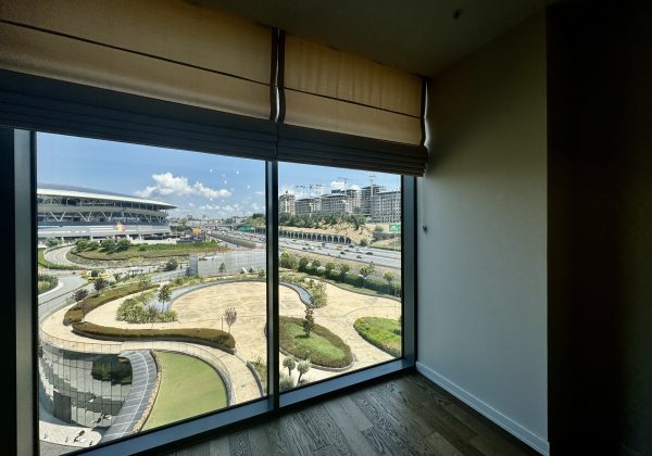 HEM KONUT HEMDE OFISE UYGUN STADYUM MANZARALI SATILIK 2+1 küçük görsel