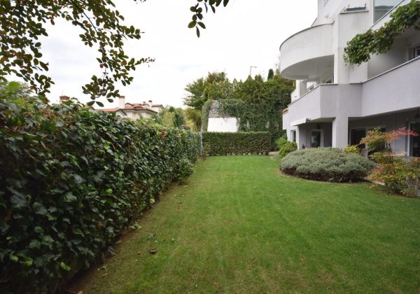 REMAX 7TEPE FARKIYLA ACARKENT'TE SATILIK ŞEHRİN GÜRÜLTÜSÜNDEN UZAK BİR SAKLI YAŞAM küçük görsel