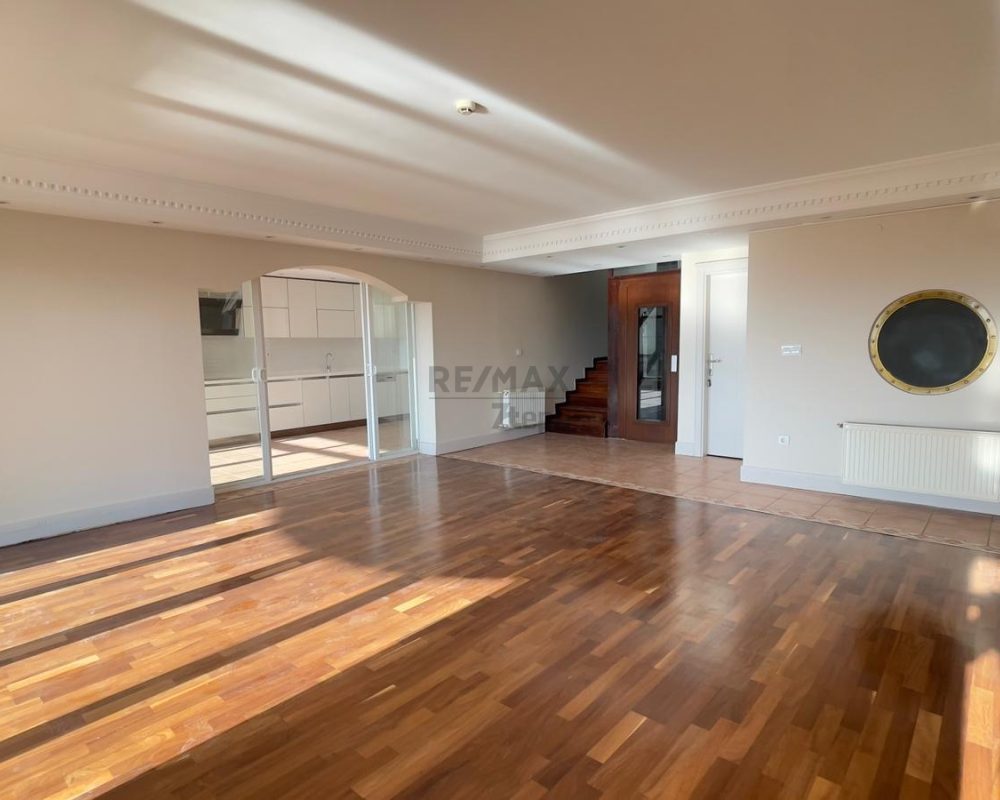 REMAX 7TEPE FARKIYLA ACARKENT'TE KİRALIK EN  UYGUN B TİPİ VİLLA