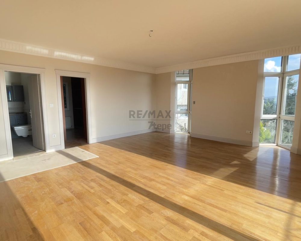 REMAX 7TEPE FARKIYLA ACARKENT'TE KİRALIK EN  UYGUN B TİPİ VİLLA