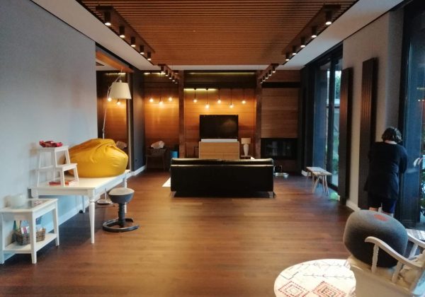 RE/MAX 7 Tepe Ayrıcalığıyla/ Acarkentte SATILIK MODERNLEŞMEYE UYGUN FİYATLI HAZIR B REVİZYON VİLLA küçük görsel
