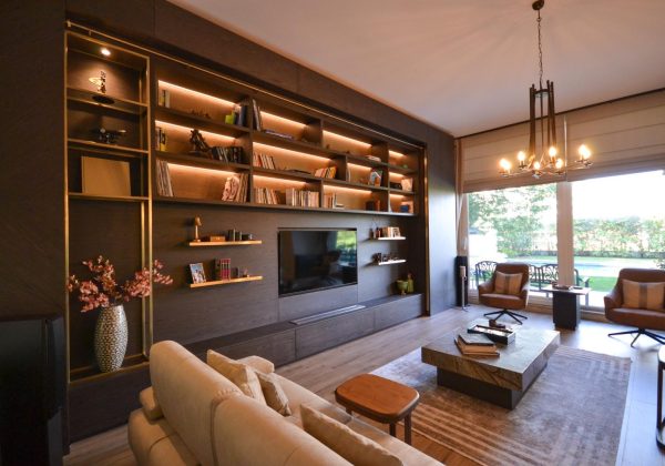 RE/MAX 7 Tepe Ayrıcalığıyla/ Acarkentte SATILIK MODERNLEŞMEYE UYGUN FİYATLI HAZIR B REVİZYON VİLLA küçük görsel