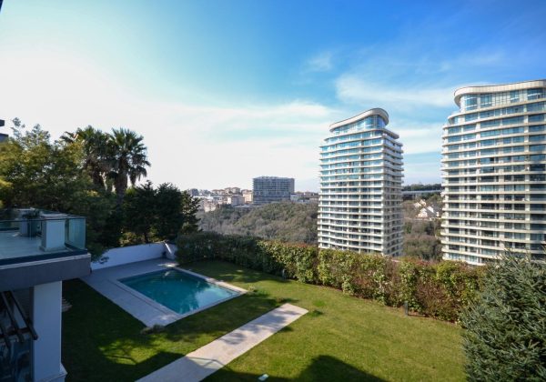 RE/MAX 7 Tepe Ayrıcalığıyla/ Acarkentte SATILIK MODERNLEŞMEYE UYGUN FİYATLI HAZIR B REVİZYON VİLLA küçük görsel
