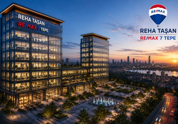 KAVACIK'TA KİRALIK UYGUN FİYATA OTOPARKLI MANZARALI PLAZA KATINDA OFİS