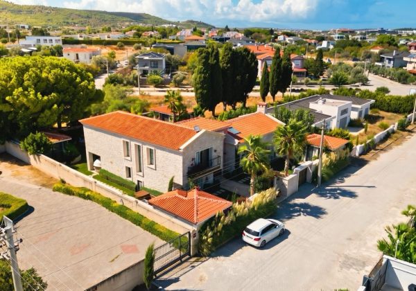 İZMİR MAMURBABA'DA ULTRA LÜKS, TAM MÜSTAKİL MALİKANE küçük görsel